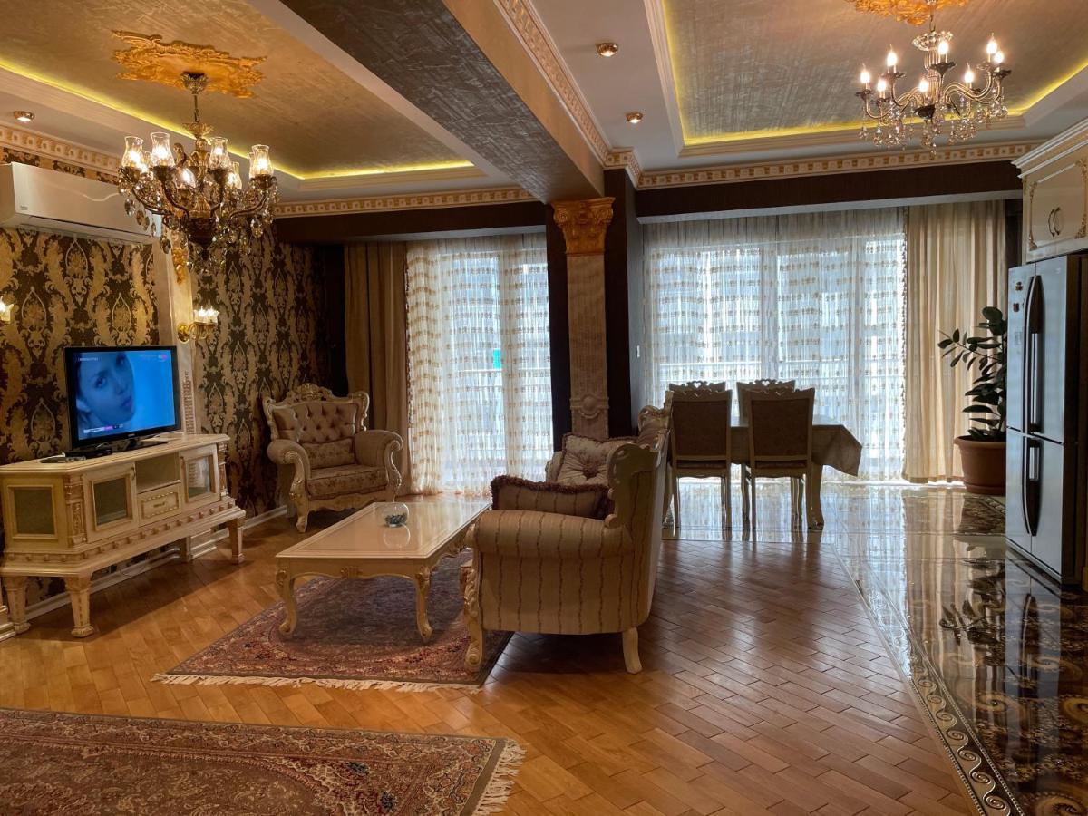 Park Azure Louvre Apartment Baku Exteriér fotografie