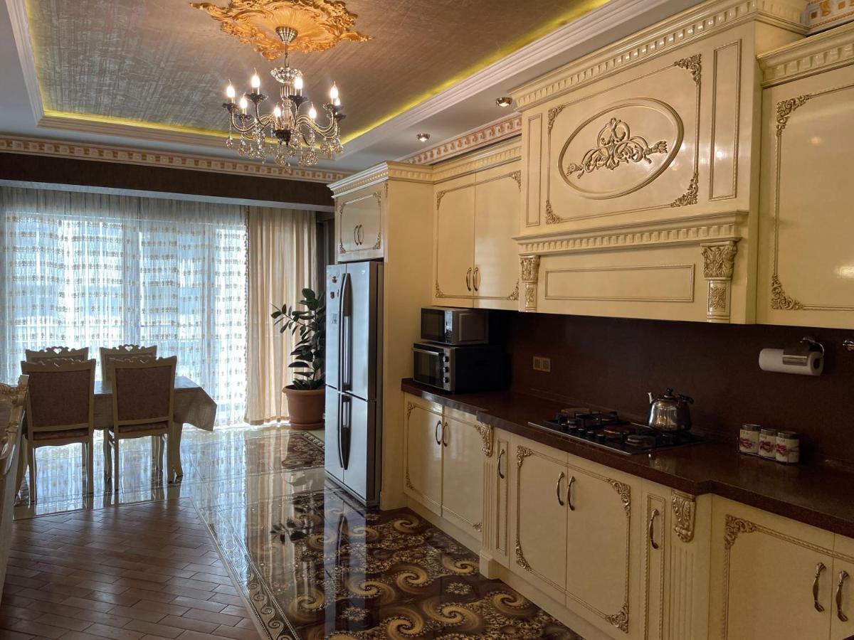 Park Azure Louvre Apartment Baku Exteriér fotografie
